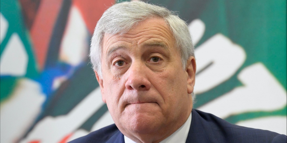 Tajani ci spieghi a che servono le truppe italiane in Libano